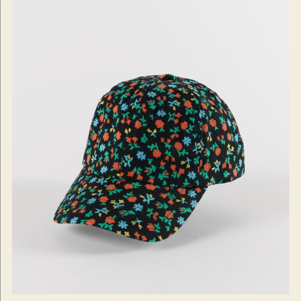 Women’s Baggu Baseball Cap in Black Calico!